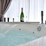 住宿加早餐酒店 Domus De Cinti