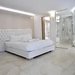 Domus De Cinti 4*