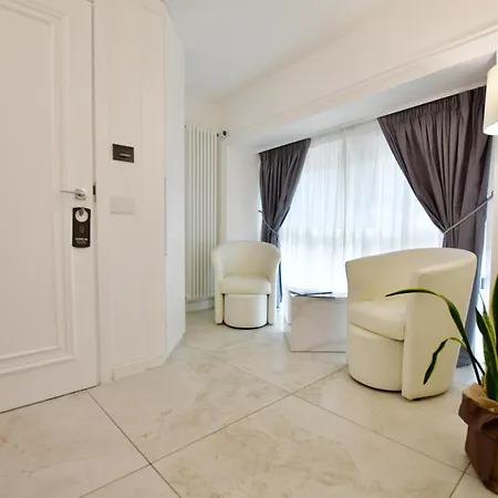 Domus De Cinti *