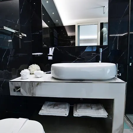 Domus De Cinti Bed & Breakfast