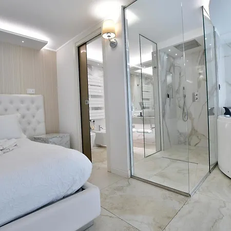 Bed & Breakfast Domus De Cinti